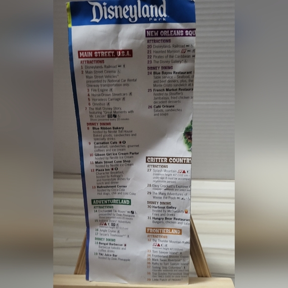 Disney - Disneyland Castle - Lmtd Ed. Mint - Coin - Plus Vintage Freebies - Picture 6 of 7